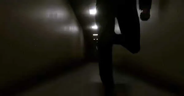 后室 后室